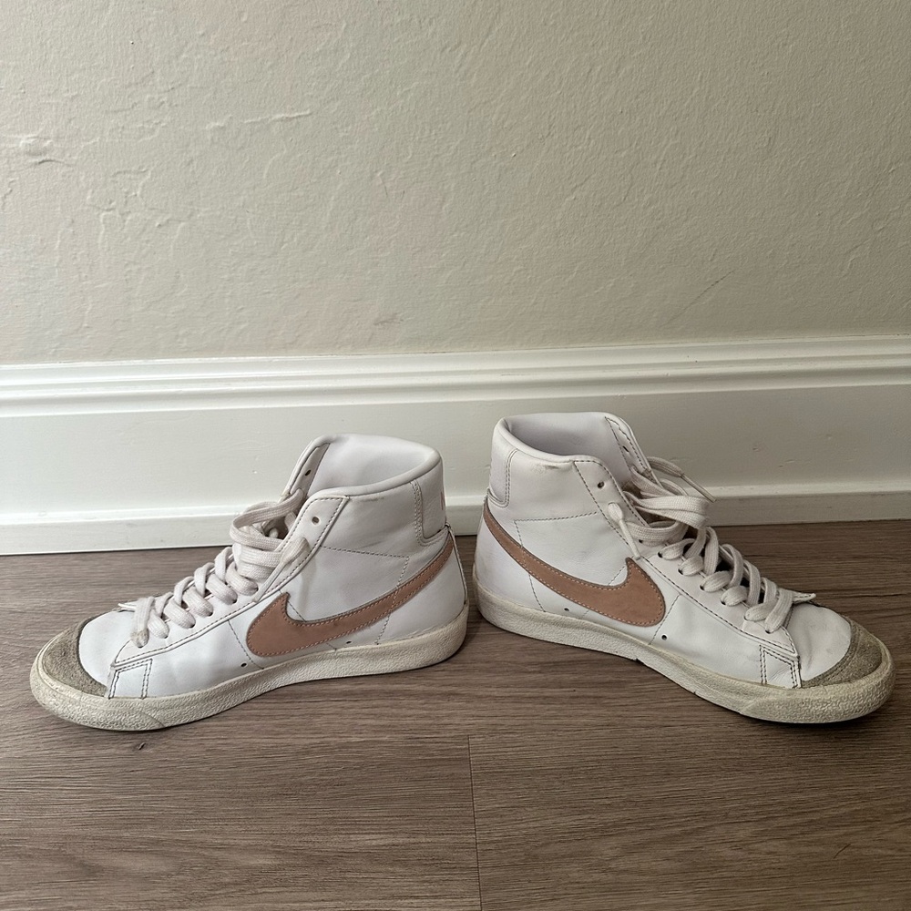Nike Blazer ‘77 High Top Sneakers